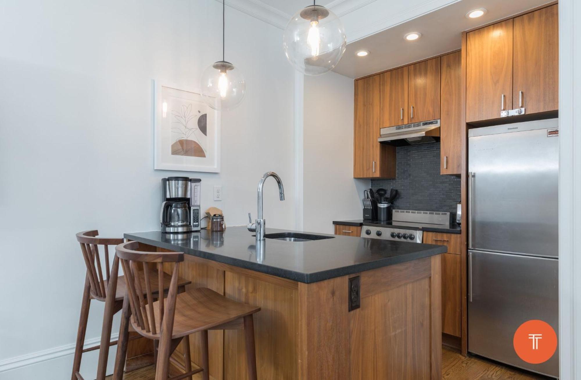 304 Newbury Street By Thatch Boston Eksteriør bilde